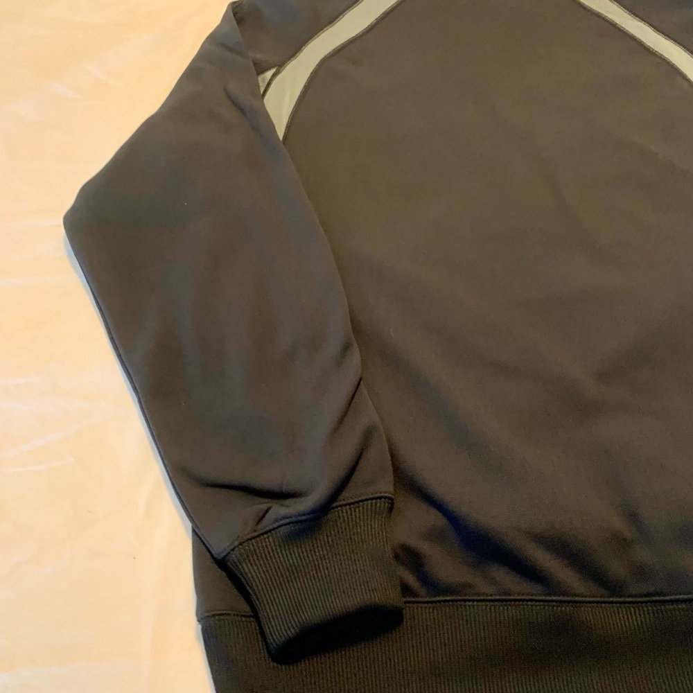 Jordan Essentials Black Pullover Fleece Hoodie. - Picture 11 of 13